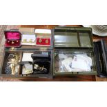 A SELECTION OF GENTLEMEN'S COLLECTABLES to include pens, pen box, collector's coinage, early 20th