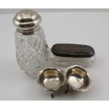 ARTHUR WILLMORE PENNINGTON A SILVER LIDDED GLASS SUGAR SIFTER, 12cm high, Birmingham 1922, a