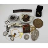 A COLLECTION OF MISCELLANEOUS WARES, to include; coins, costume jewellery, a 9ct gold pendant,