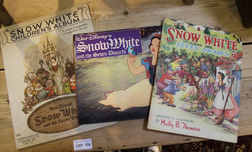 A SELECTION OF BOOKS VARIOUS ON BEATRIX POTTER, together with Snow White collectables and the art of - Image 3 of 3