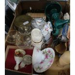 A BOX CONTAINING A SELECTION OF DOMESTIC COLLECTABLES to include and Arts & Crafts pottery oil lamp