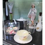 A SHELF CONTAINING VARIOUS CHINA & GLASSWARE to include a black mark Belleek nautilus cup and