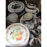 A BOX CONTAINING A SELECTION OF COLLECTOR'S PLATES, and other domestic pottery