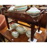 A REPRODUCTION MAHOGANY FINISHED BUTLERS TRAY TOPPED COFFEE TABLE