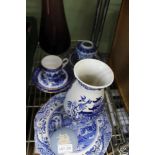 A SELECTION OF BLUE & WHITE DOMESTIC POTTERY to include a Royal Worcester willow patterned trio,