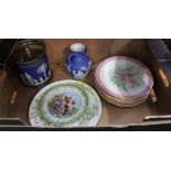 A BOX CONTAINING A SMALL SELECTION OF DOMESTIC & COLLECTABLE POTTERY AND PORCELAIN, to include