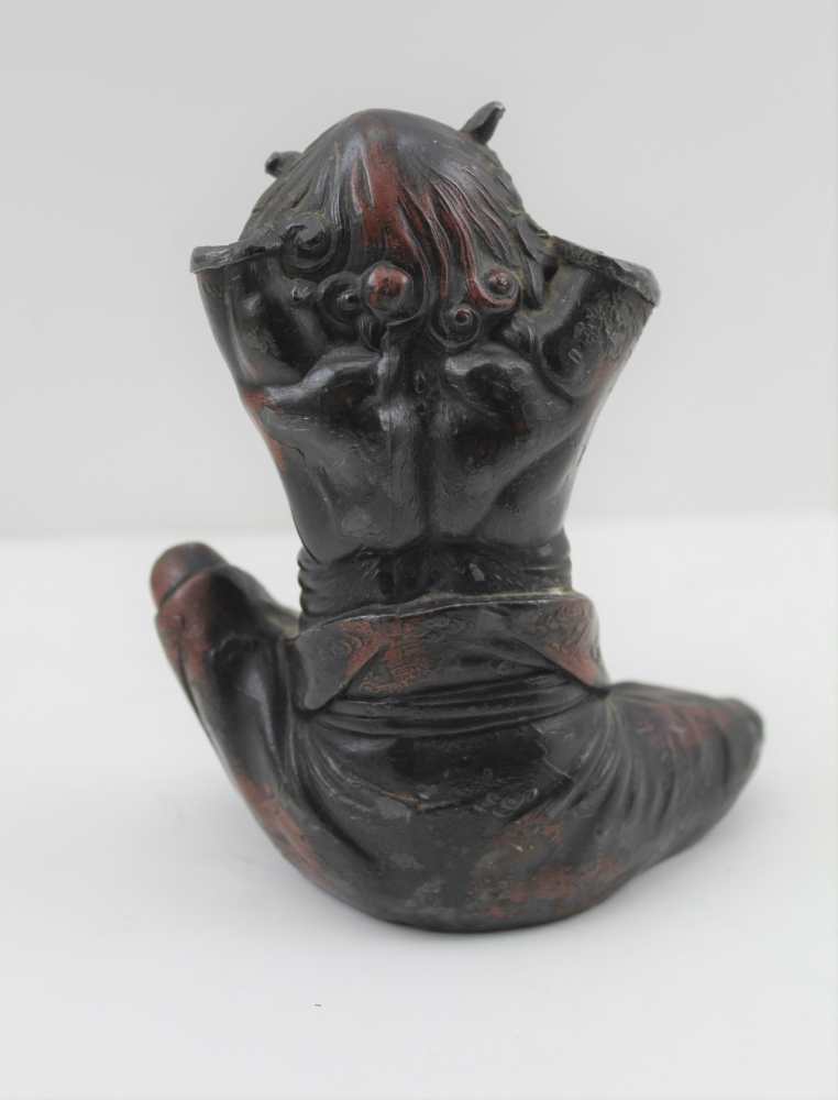 A JAPANESE MEIJI PERIOD CAST LEAD SEATED DEMON or DEVIL bronzed patinated, 12cm high - Image 2 of 4