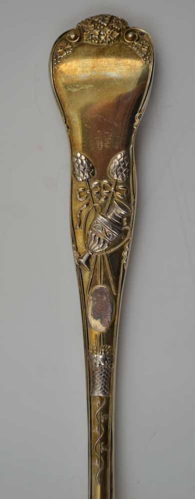 HENRY JOHN LIAS SENIOR & JUNIOR A PAIR OF PARCEL-GILT STERLING SILVER FRUIT SPOONS, cast - Image 8 of 9