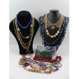 A QUANTITY OF COSTUME JEWELLERY and a collection of COLLECTOR'S COINS, to include crowns and a