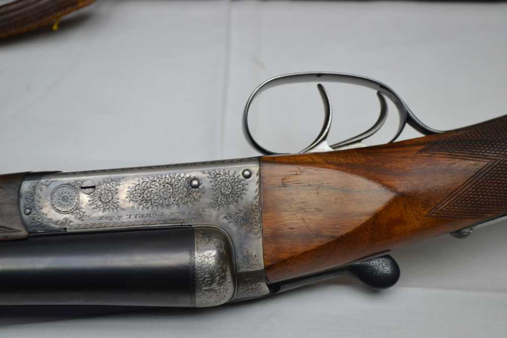 A 12-BORE SIDE-BY-SIDE BOXLOCK EJECTOR SHOTGUN BY WILLIAM POWELL & SON, Carrs Lane, Birmingham. - Image 8 of 11