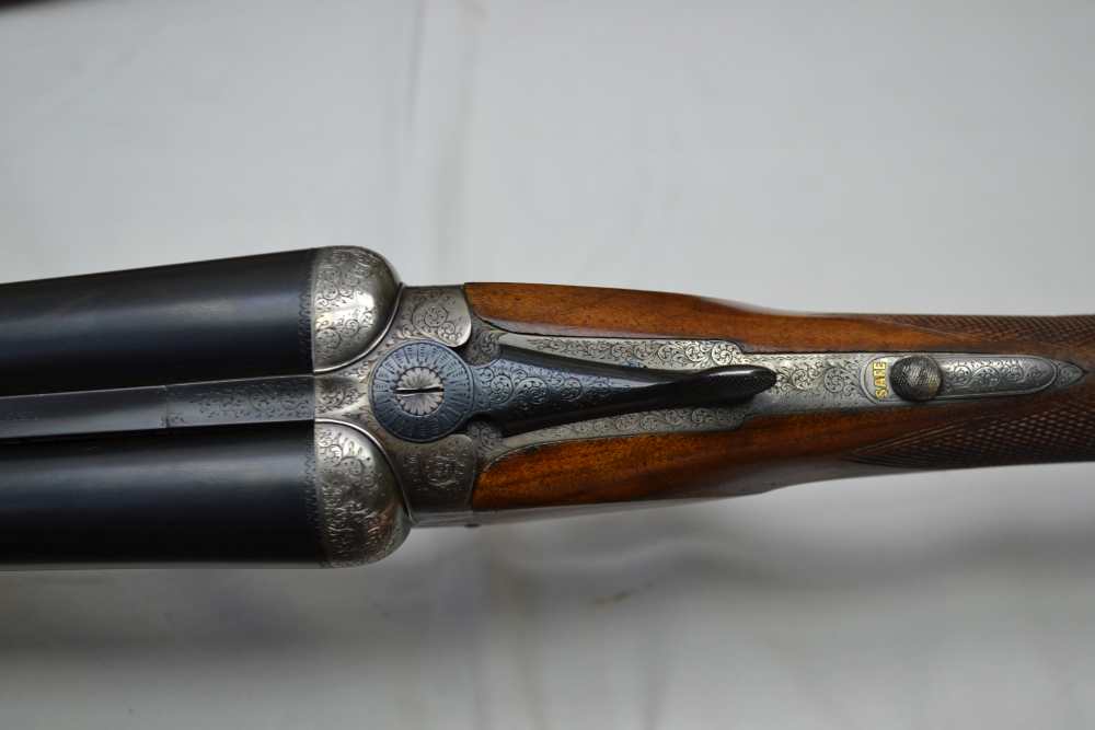 A 12-BORE SIDE-BY-SIDE BOXLOCK EJECTOR SHOTGUN BY WILLIAM POWELL & SON, Carrs Lane, Birmingham. - Image 4 of 11