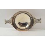 A LATE 20TH CENTURY PRESENTATION SCOTTISH SILVER QUAICH, woven band decorated handles, Edinburgh,