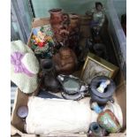 A BOX CONTAINING A SELECTION OF DOMESTIC COLLECTABLES VARIOUS, to include an Eastern view of