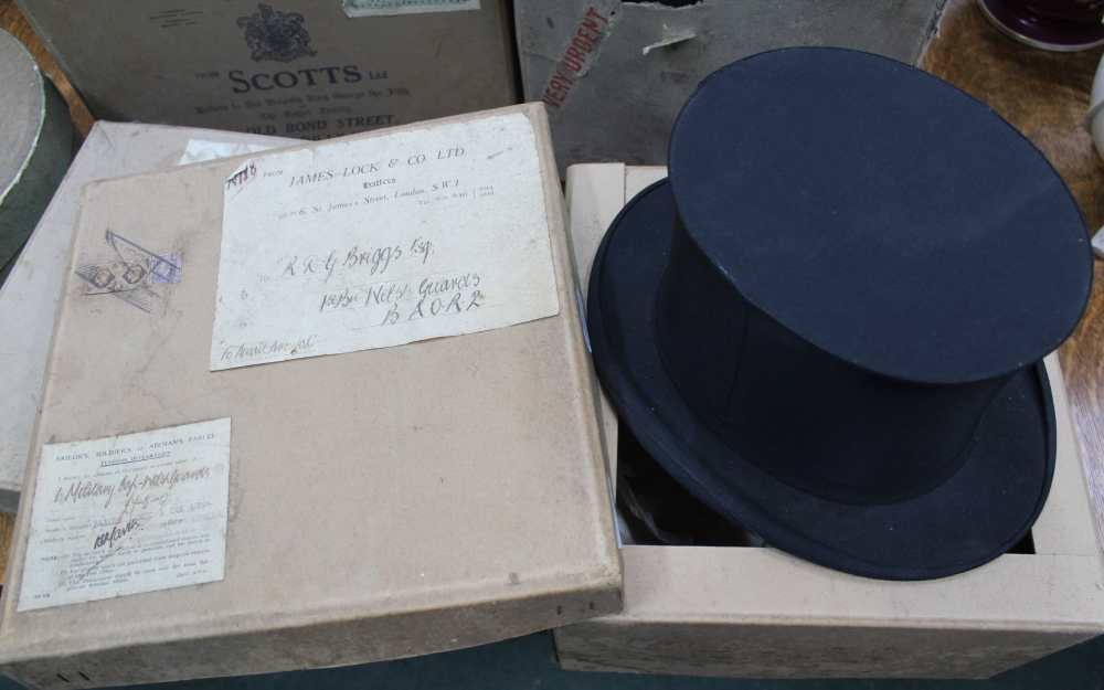 A SELECTION OF VINTAGE HAT BOXES plus contents - Image 2 of 12