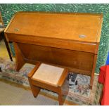 AN ART DECO DESIGN MAHOGANY CASED CHALLEN BRANDED LOW BACKED UPRIGHT PIANO, patented to 'Evans',