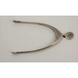 J. SHERWOOD & SONS A PAIR OF SILVER WISHBONE FORM SUGAR NIPS, Birmingham 1930, weight; 8g