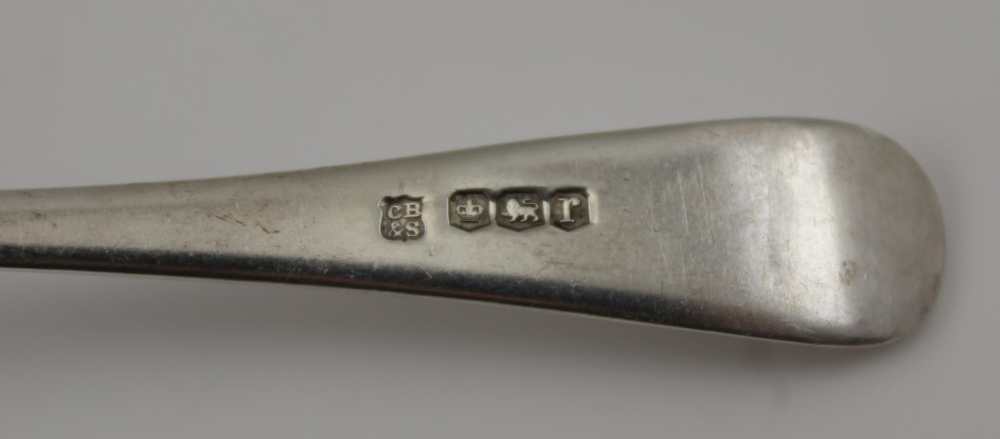 COOPER BROTHERS & SONS LTD A PAIR OF SILVER SAUCE LADLES of rat tail design, Sheffield 1933 / 34, - Image 5 of 5