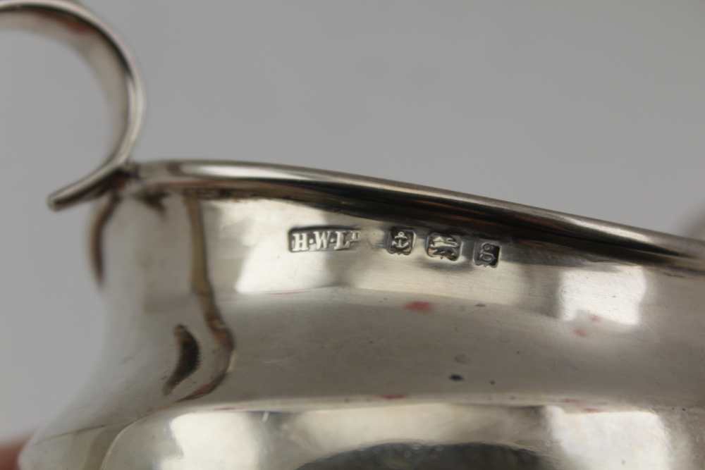 HENRY WILLIAMSON LTD AN EDWARDIAN TWO-HANDLED SUGAR BOWL, Birmingham 1906, of plain Georgian design, - Image 4 of 5