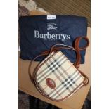 A BAGGED BURBERRY'S CASSANA LADY'S BAG