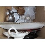 A BOX CONTAINING A SELECTION OF DRINKING GLASSES VARIOUS, together with a small selection of