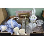 A BOX CONTAINING A SELECTION OF DOMESTIC POTTERY & GLASSWARE to include; six bottle table cruet,