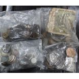 A BAG OF COLLECTOR'S COINAGE, TOKENS & BANK NOTES