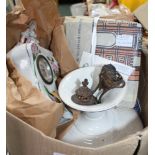 A BOX CONTAINING SELECTION OF DOMESTIC COLLECTABLES VARIOUS to include a porcelain mantel timepiece