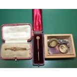 A 9CT GOLD EDWARDIAN BROOCH together with a tie pin, and a small box containing costume jewellery