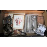 A BOX CONTAINING A SELECTION OF GENTLEMEN'S COLLECTABLES to include desk top inkwells, measuring