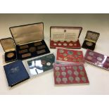 Various coins including 1953 Elizabeth II set, Franklin Mint Republic of Philippines and Republic of