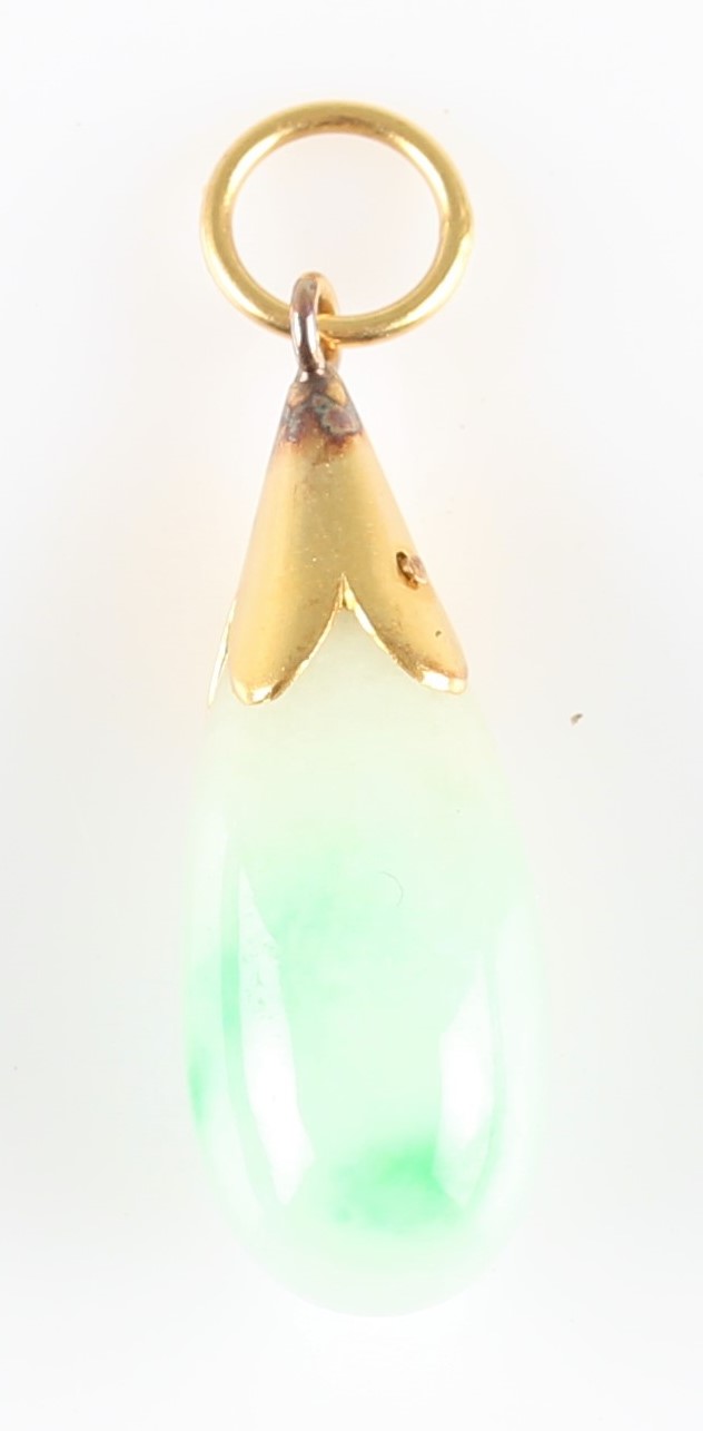 A green jadeite jade tear drop pendant, unmarked yellow metal mount, length approx. 3.5cm, - Image 2 of 2