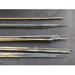 Eighteen Solomon Islands arrows, some barbed, some with painted designs. IMPORTANT: Online viewing