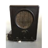 A Mende VE301w radio. IMPORTANT: Online viewing and bidding only. No in person collections, an