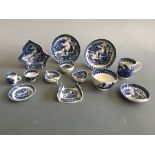 Various 18th/19th century blue white ware to include Caughley ‘Fisherman’ pattern pieces, four
