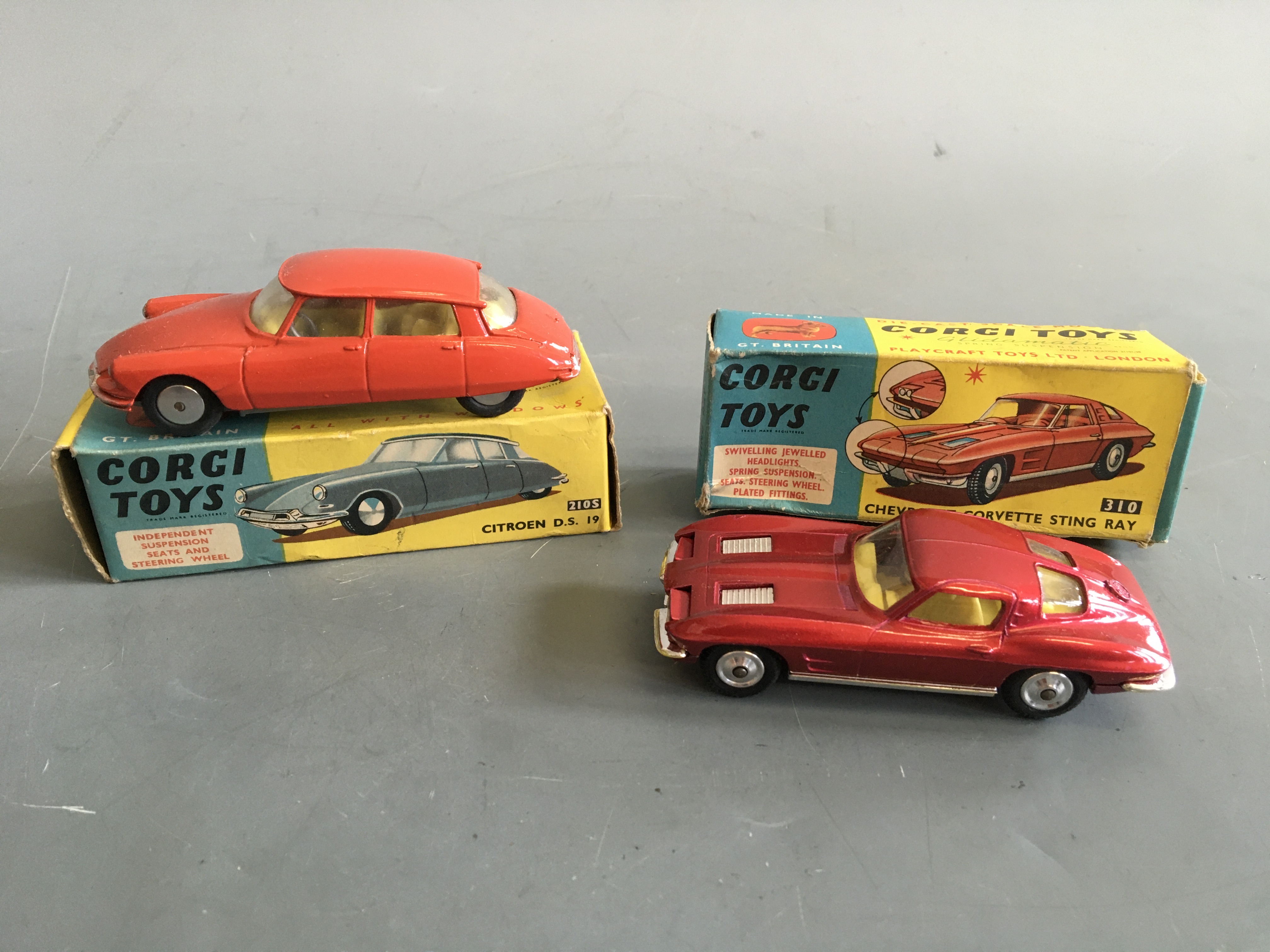 Corgi 210S Citroen D.S. 19 with a 310 Chevrolet Corvette Sting Ray, both boxed. IMPORTANT: Online