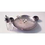 Two hallmarked silver teaspoons,with a hallmarked silver salt shaker, a salt and pepper pot, a