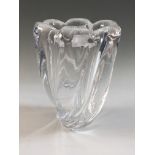 A Murano glass vase in twisting spiral design, marks to base, height 18.5cm. IMPORTANT: Online