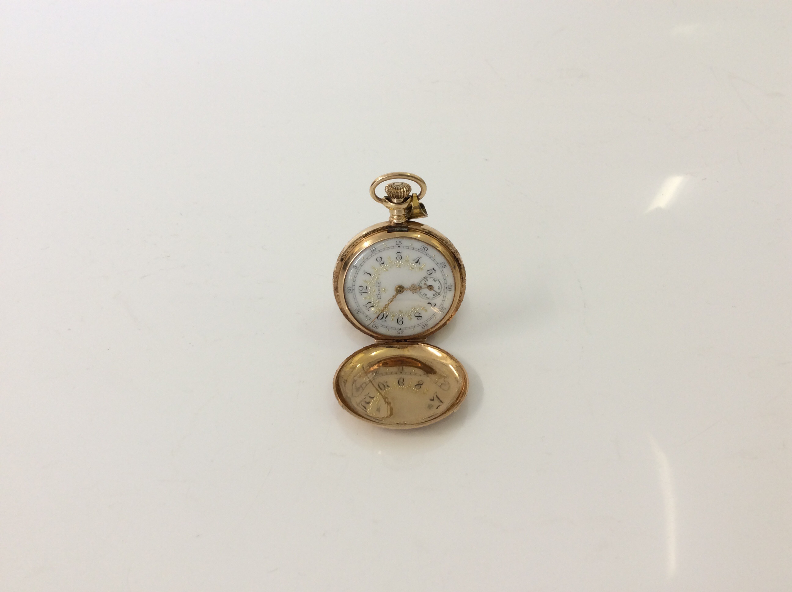 An Elgin National Watch Co. U.S.A. 14ct gold pocket watch marked 7246456, 35.5gms. Online viewing