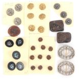 Buttons and a pair of buckles, comprising a set of five papier mache buttons inset with mother of