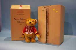 A boxed Steiff 'Ring Master' bear