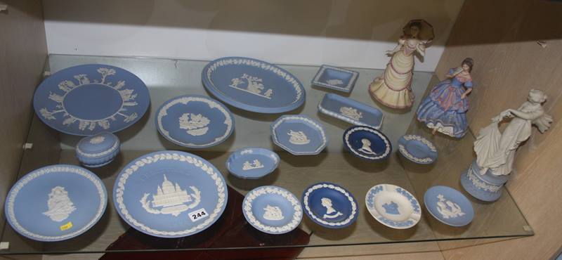 Quantity of Wedgwood including three figures