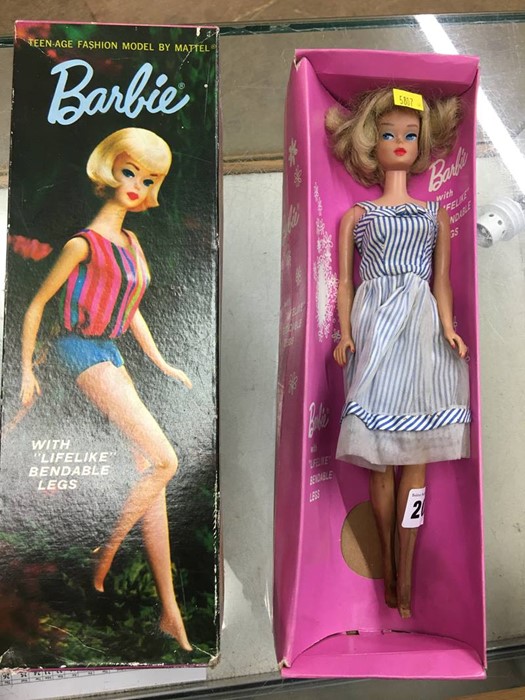 A Vintage boxed Barbie - Image 2 of 5