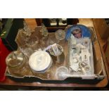 Box of glassware and various crested ware