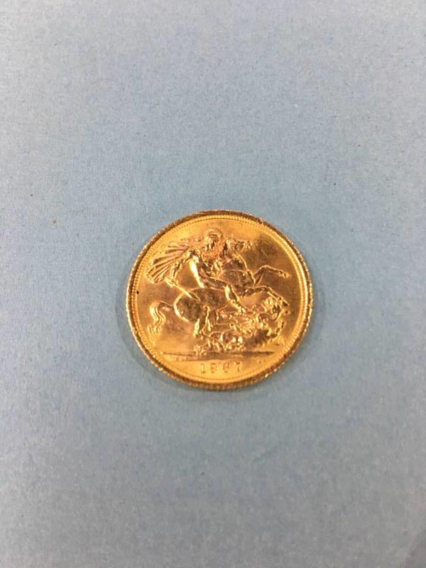 Full sovereign, dated 1967