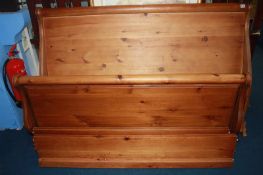 Double pine sleigh bed