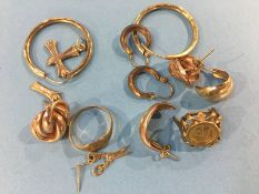 Quantity of 9ct gold earrings, rings etc., total weight 20.4g