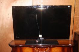 A 40" flat screen 'Samsung' TV set