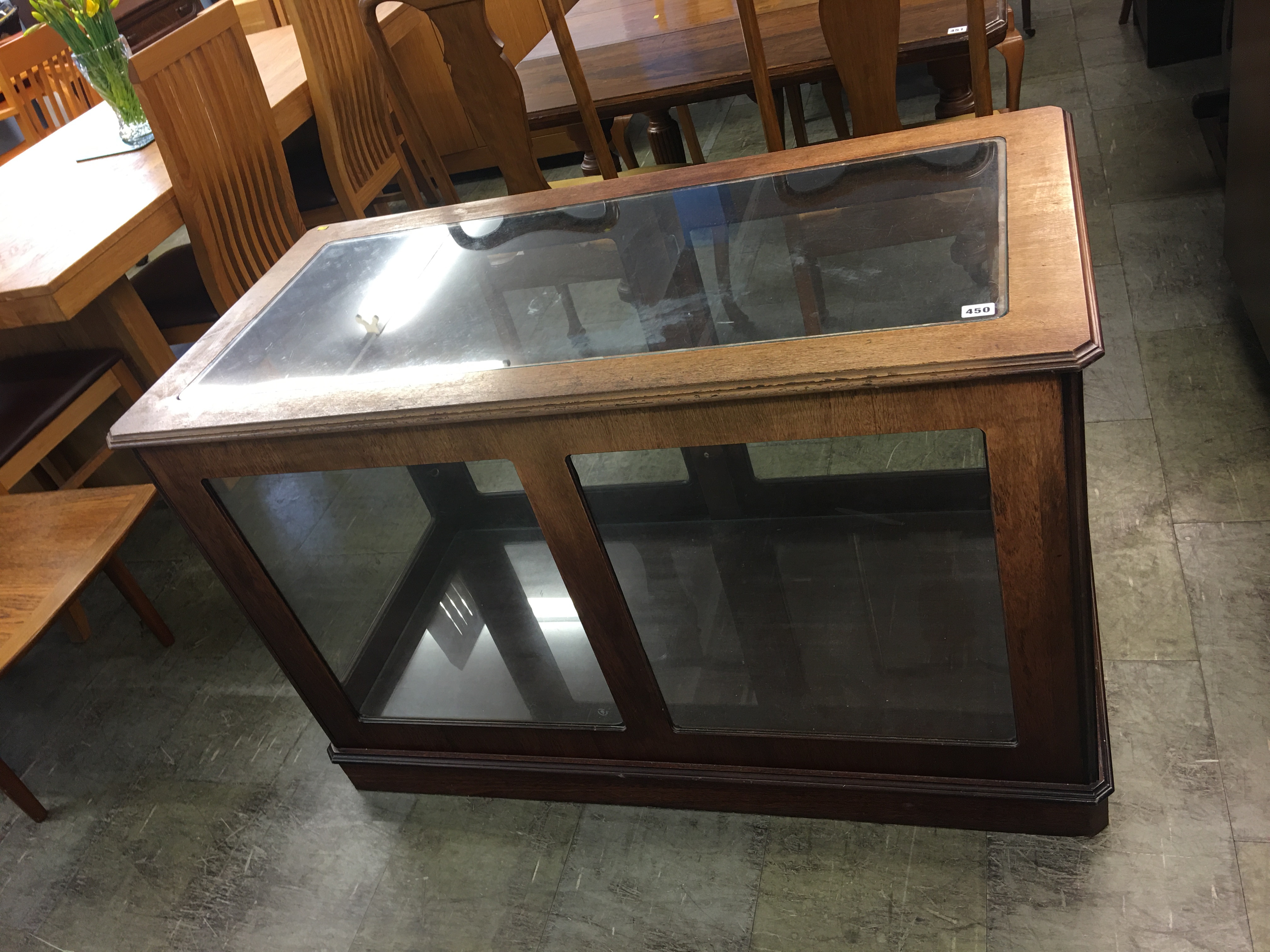 Mahogany shop display cabinet