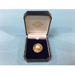 A 9ct gold pearl set circular brooch, total weight 7.6 gram (boxed)