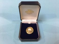 A 9ct gold pearl set circular brooch, total weight 7.6 gram (boxed)